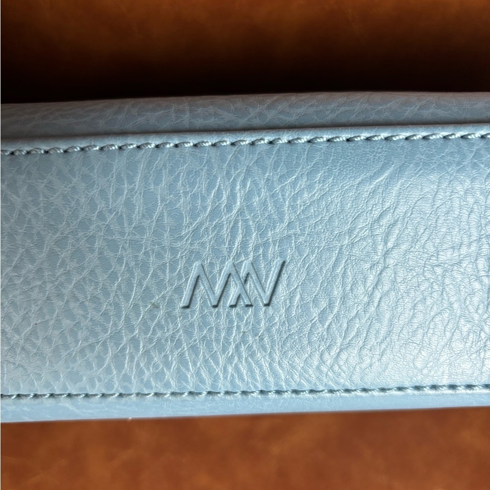 Matt & Nat Light Blue Vegan Leather Clutch Purse Minimalist Eco-conscious - Picture 5 of 8